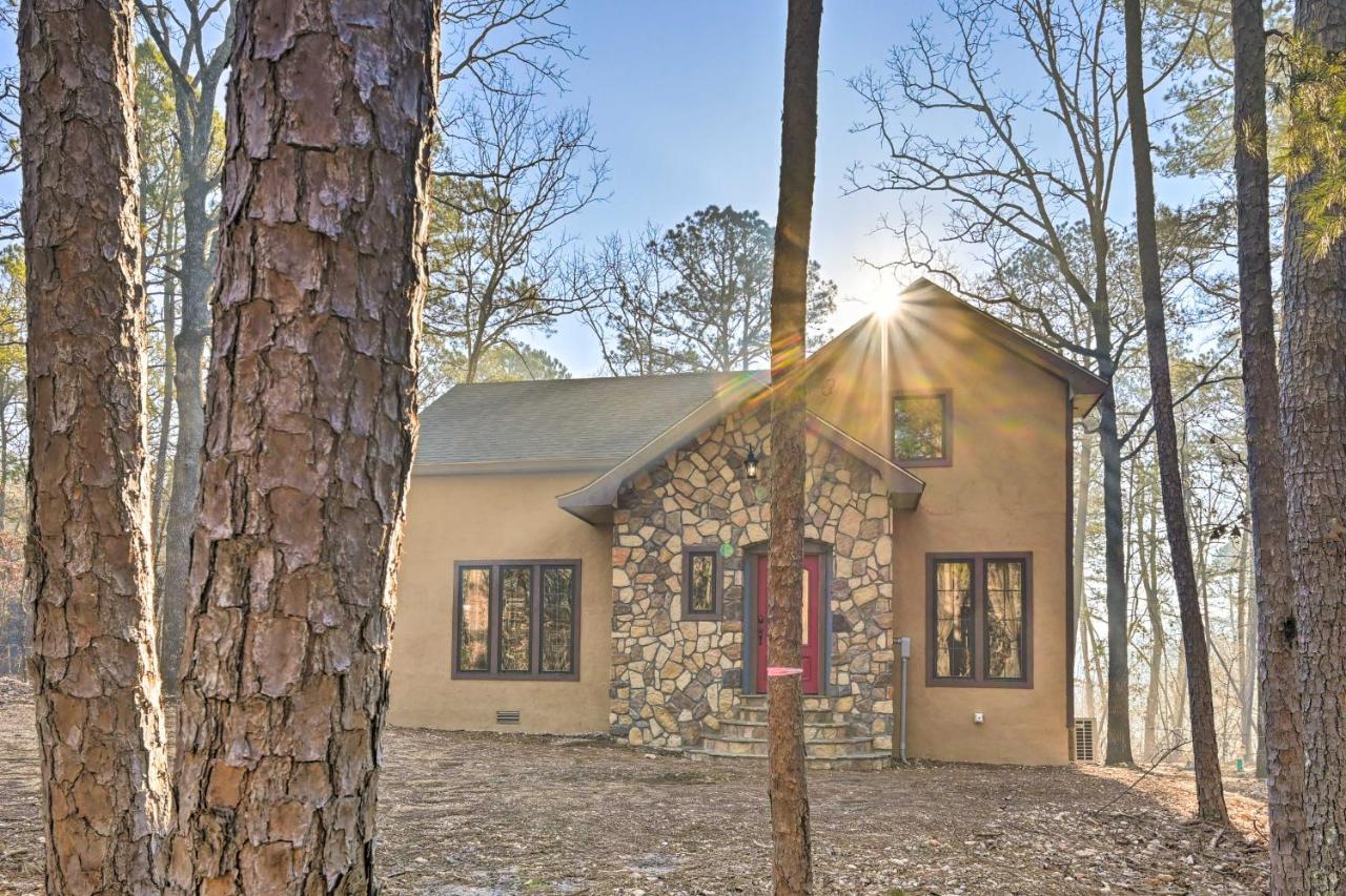 Tudor-Style Broken Bow Cottage With Hot Tub And Decks! Stephens Gap المظهر الخارجي الصورة